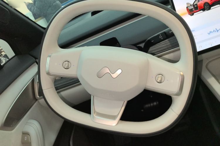 Used ONVO L60 2024 60 kWh Rear-Drive Version
