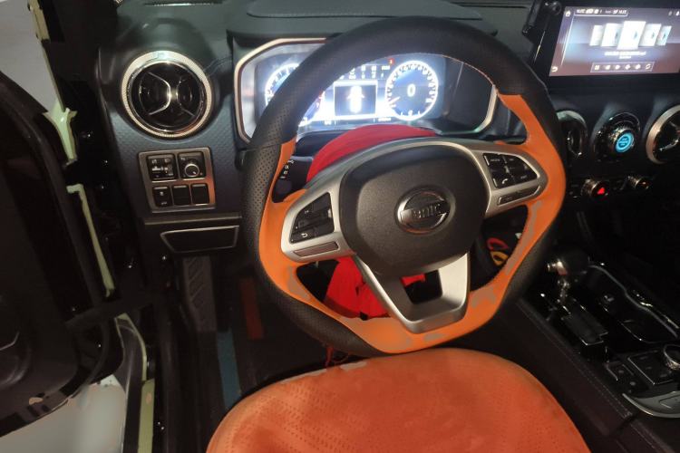 Used BAIC Off-Road BJ40 2019 2.0T Automatic Four-Wheel Drive Urban Hunter Edition Premium Model China V Emission Standard
