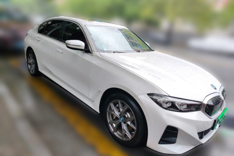 Used BMW i3 2024 eDrive 35 L Exterior 2