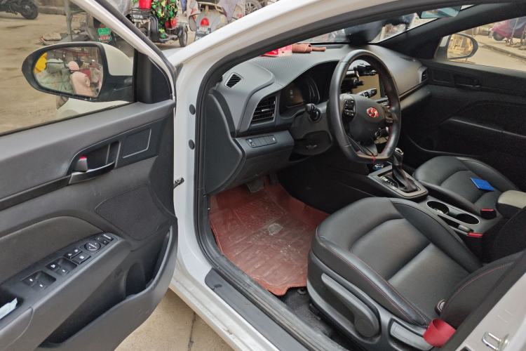 Used Hyundai Elantra (6th Generation / Lingdong) 2019 1.4T Dual-Clutch Xuan Dong · Dynamic Model