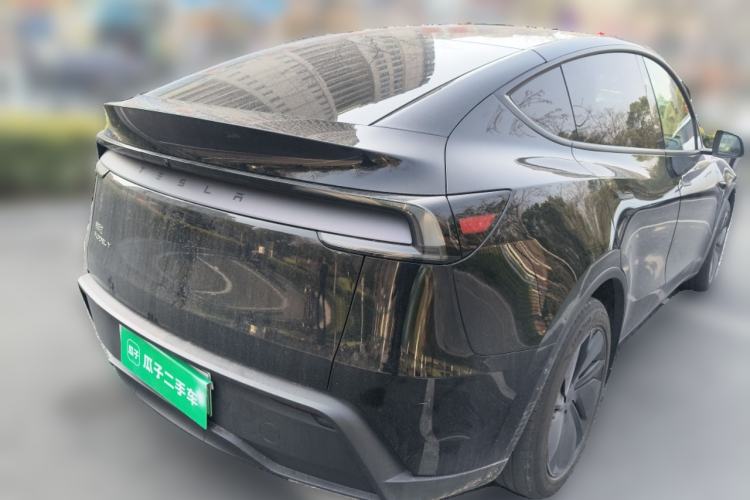 Used Tesla Model Y 2025 Rear-Wheel-Drive Version