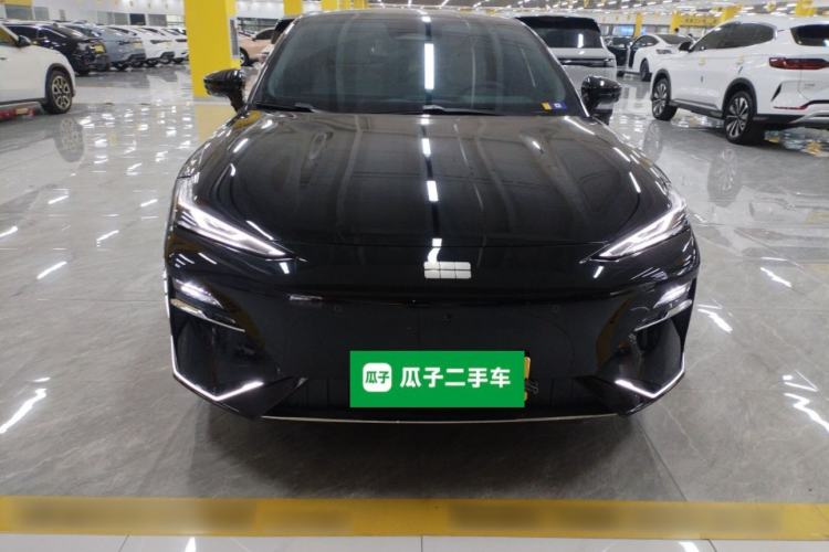 Used Geely Galaxy E8 2025 575 km Exploration Intelligent Driving Edition
