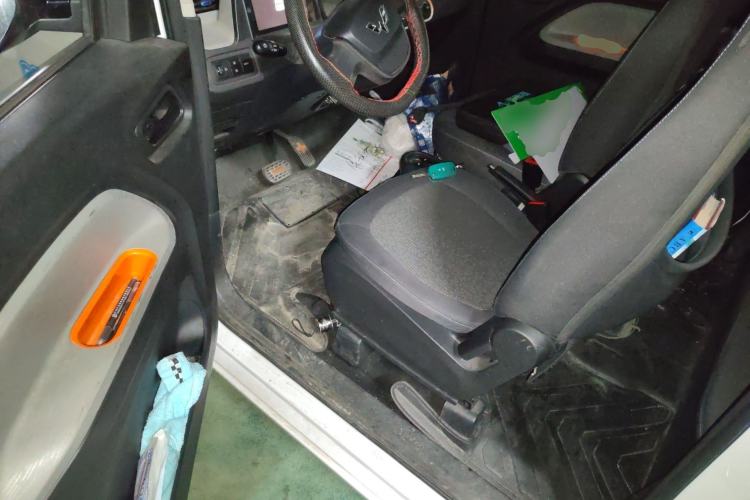 Used Wuling Hongguang MINIEV 2020 Enjoyment Model Lithium Iron Phosphate Driver Seat