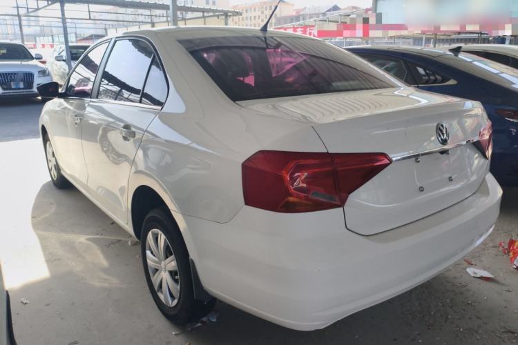 Used Volkswagen Jetta 2017 1.5L Automatic Fashion Model Exterior 2