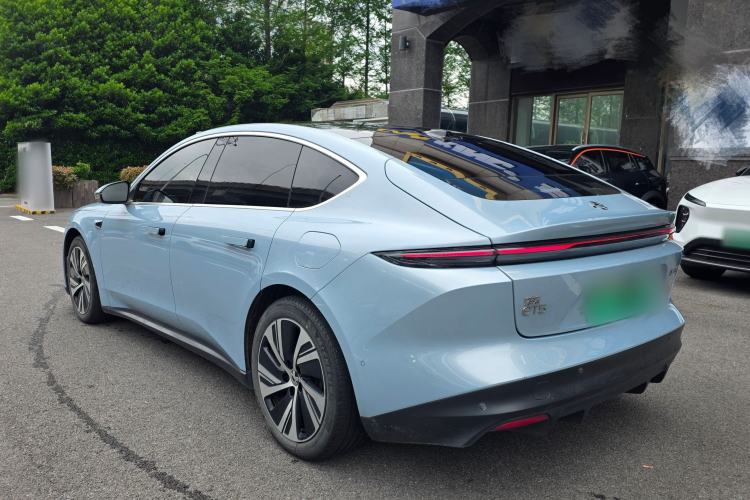 Used Nio ET5 2022 75 kWh Exterior 6