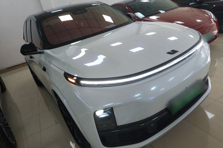 Used Li Auto L8 2023 Pro Model Exterior 1
