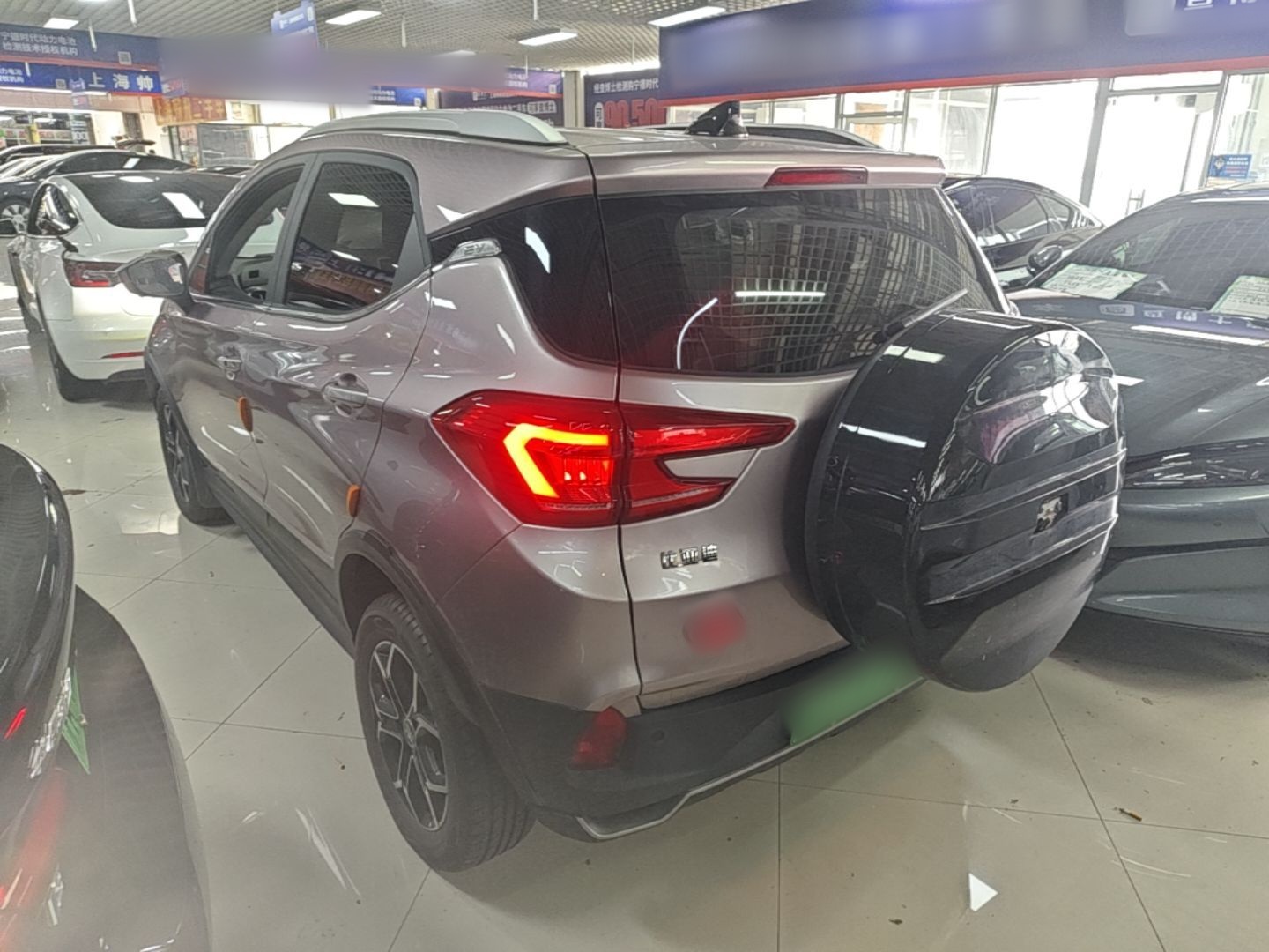 BYD Yuan Pro 2023 401 km Deluxe Version — снимка 4