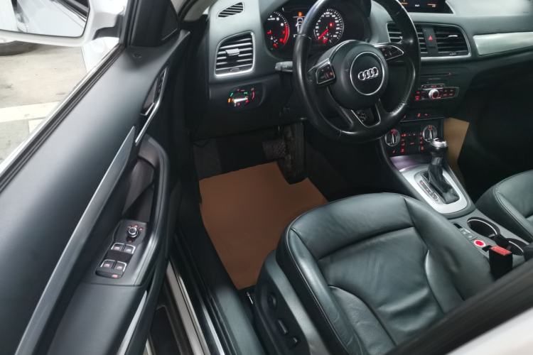 Used Audi Q3 2015 35 TFSI Comfort Model