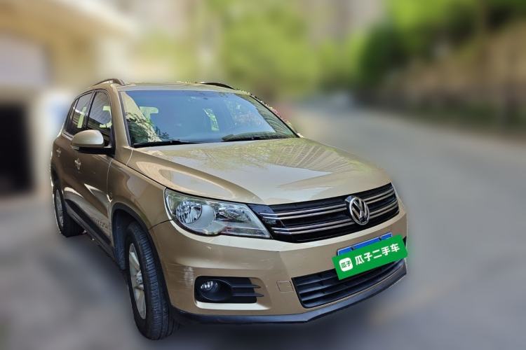 Used Volkswagen Tiguan 2012 1.8TSI Automatic Two-Wheel Drive Trend Edition Front Right 45 Deg