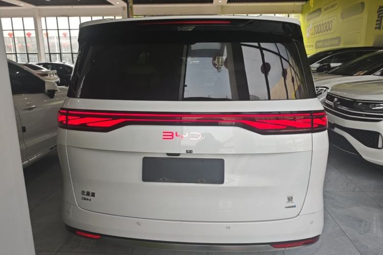Used BYD Xia 2025 DM-i 1.5T 180km Excellence Model Rear