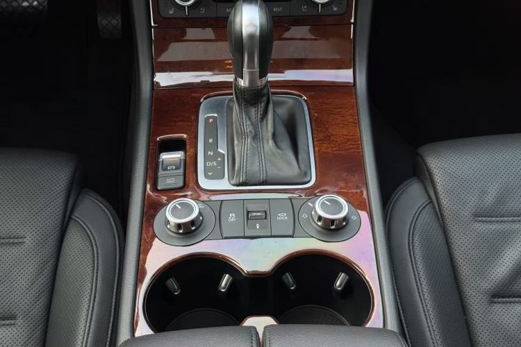 Used Volkswagen Touareg 2014 3.0 TSI New Edition