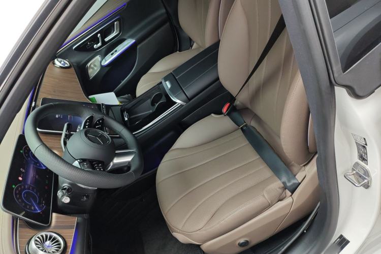 Used Mercedes-Benz EQE 2025 500 4MATIC Luxury Edition