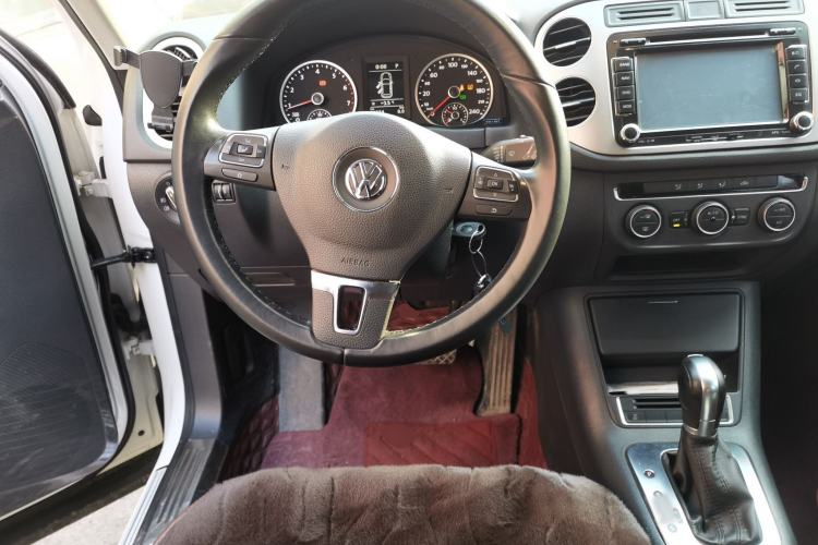 Used Volkswagen Tiguan 2015 1.8TSI Automatic Two-Wheel Drive Comfort Edition Steering Wheel