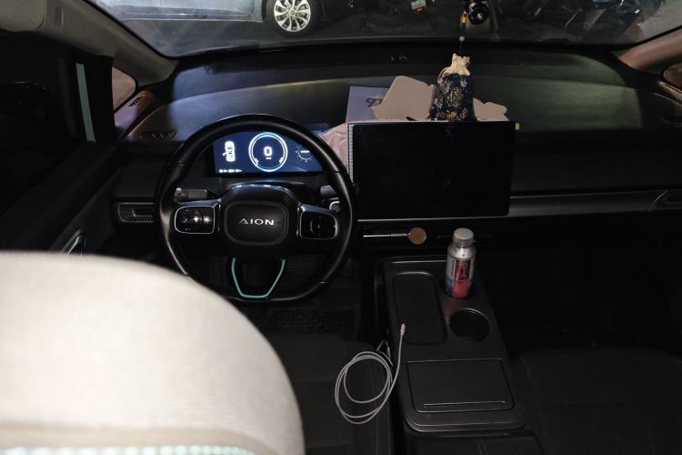 Used AION Y 2023 Plus 510 Enjoy Edition Center Console