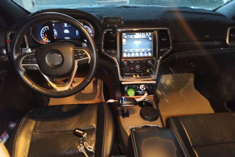 Used Jeep Grand Cherokee 2014 3.6L Elite Navigation Edition