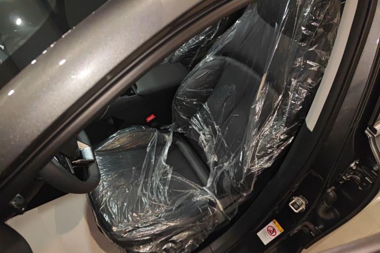 Used CHANGAN Eado 2025 Blue Whale 1.5T 500Bar Prestige Model
