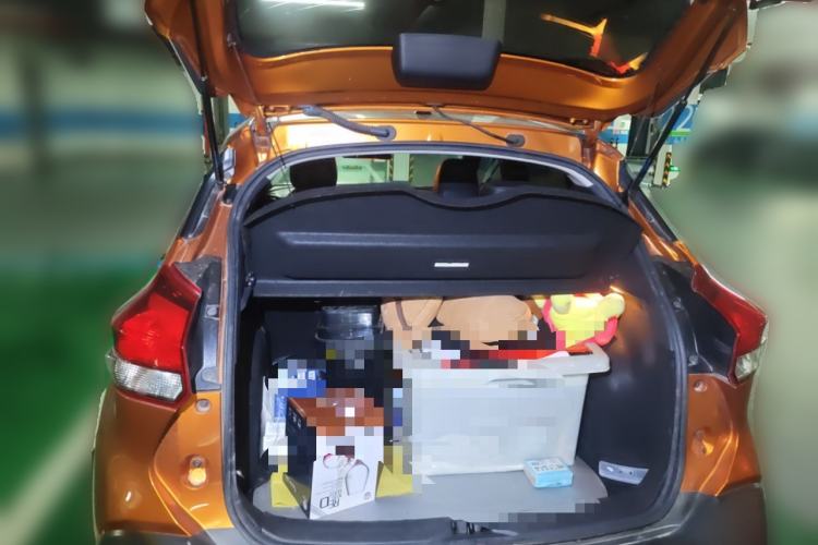 Used Nissan Kicks 2017 1.5L CVT Smart Drive Edition Trunk