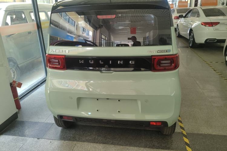 Used Wuling Hongguang MINIEV 2022 Macaron Premium Model – Lithium Iron Phosphate