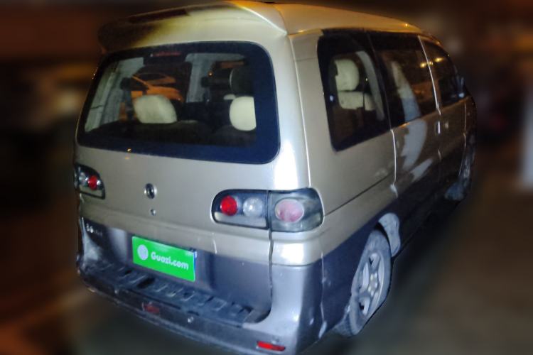 Used FORTHING Lingzhi 2015 M3 1.6L 7-Seater Comfort Model