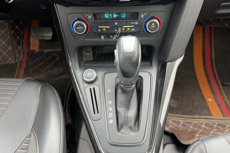 Used Ford Focus 2017 Hatchback 1.6L Automatic Fashion Edition Smart Drive Version