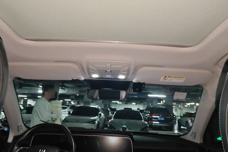 Used Hongqi HS5 2019 2.0T Smart Connect Flagship All-Wheel-Drive Version Headliner