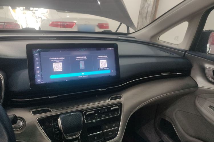 Used Roewe iMAX8 2021 400TGI Supreme Series Prestige Edition
