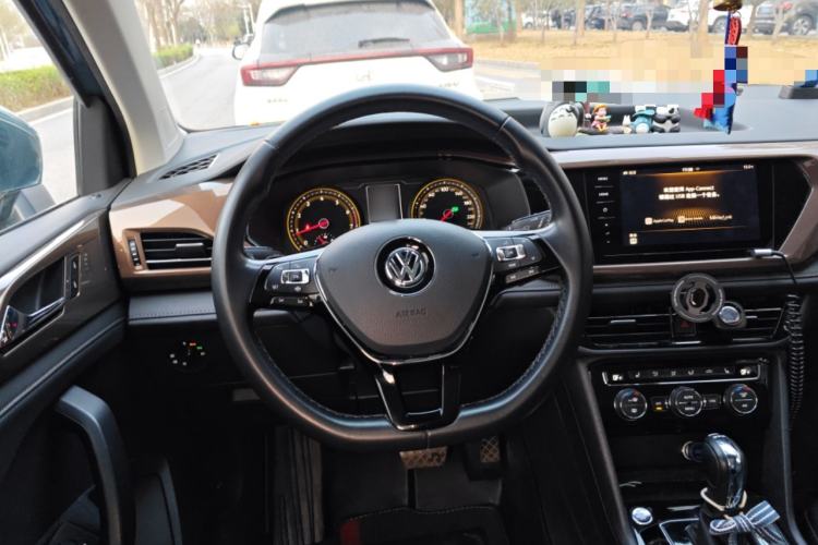 Used Volkswagen Tharu 2020 Restyled 330TSI Four-Wheel Drive Luxury Edition China VI Standard
