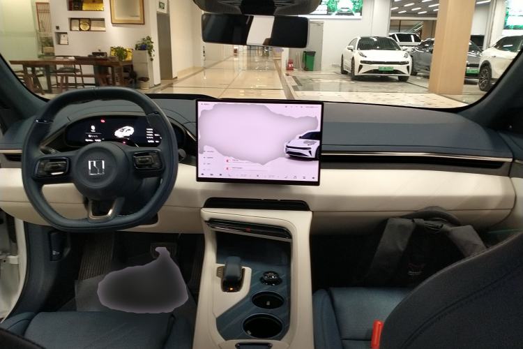 Used Zeekr 001 2025 YOU Edition 100 kWh All-Wheel Drive
