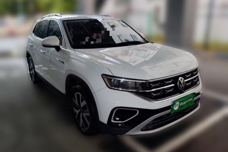 Used Volkswagen Tayron 2023 330TSI Two-Wheel-Drive Luxury Plus Advanced Version Front Right 45 Deg