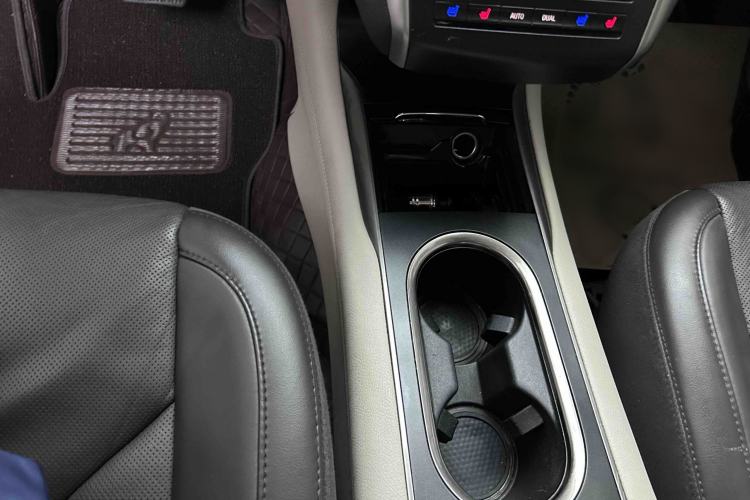 Used Lincoln MKC 2017 2.0T Four-Wheel Drive Zunya Edition Gear Lever