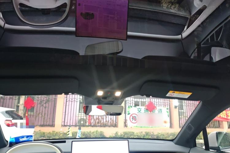 Used ONVO L60 2024 60 kWh Rear-Drive Version Headliner