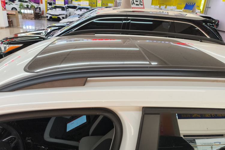 Used Volkswagen Tharu 2025 New Sharp 1.5L Ambitious Edition Roof