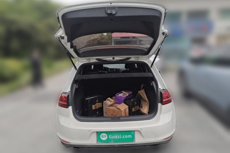 Used Volkswagen Golf GTI 2016 2.0 TSI GTI Trunk