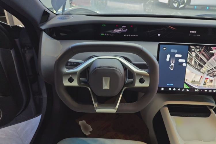 Used Avatr 06 2025 Pro Range-Extended Edition Steering Wheel