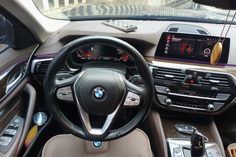 Used BMW 5 Series 2020 525Li Luxury Package
