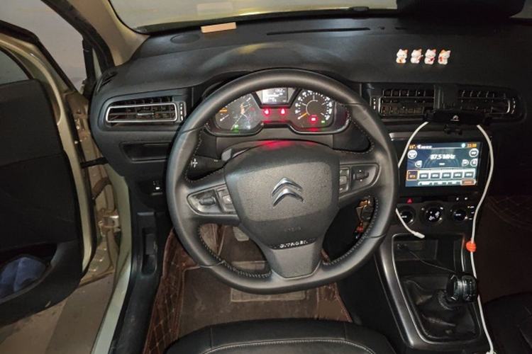 Used Citroen C4 Sega 2016 1.6L Manual Luxury Model Interior 3