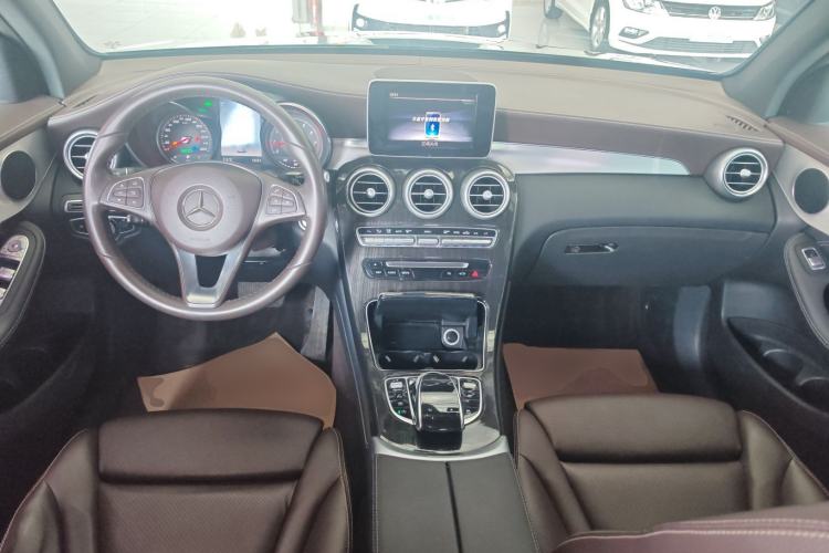 Used Mercedes-Benz GLC 2018 Facelift GLC 200 4MATIC
