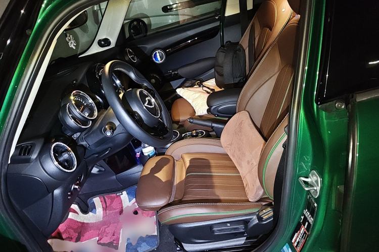 Used MINI 2019 1.5T COOPER 60th Anniversary Edition Five-Door Version Left Front Seat