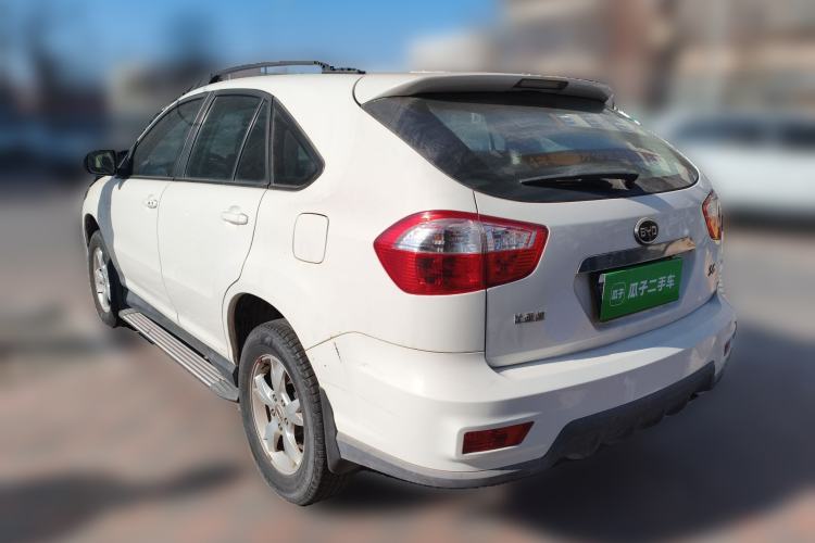 Used BYD S6 2013 Jingyue Edition 2.0L Manual Luxury Model 5 Seats