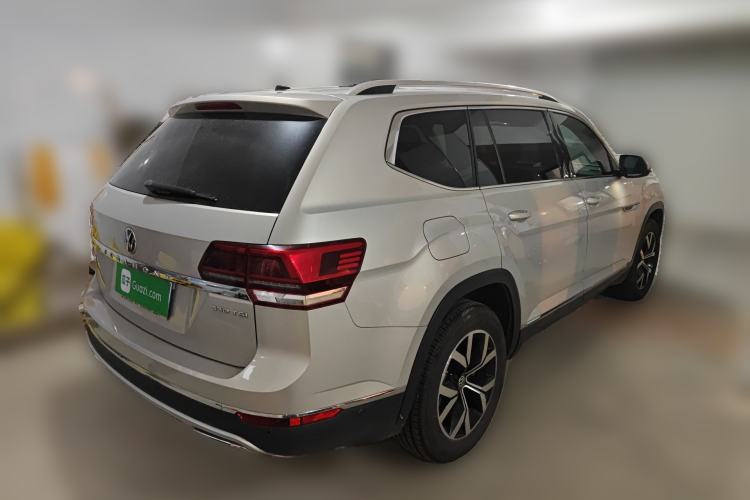 Used Volkswagen Teramont 2017 330TSI Two-Wheel-Drive Luxury Edition Rear Right 45 Deg