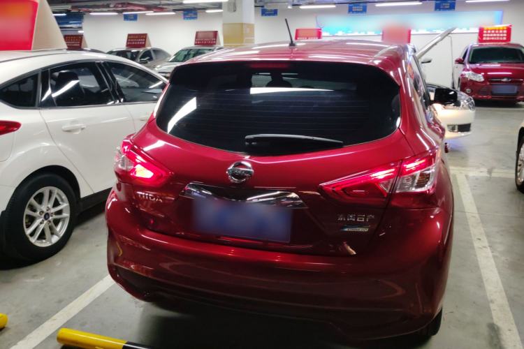 Used Nissan Tiida 2016 1.6L CVT Cool Dynamic Edition
