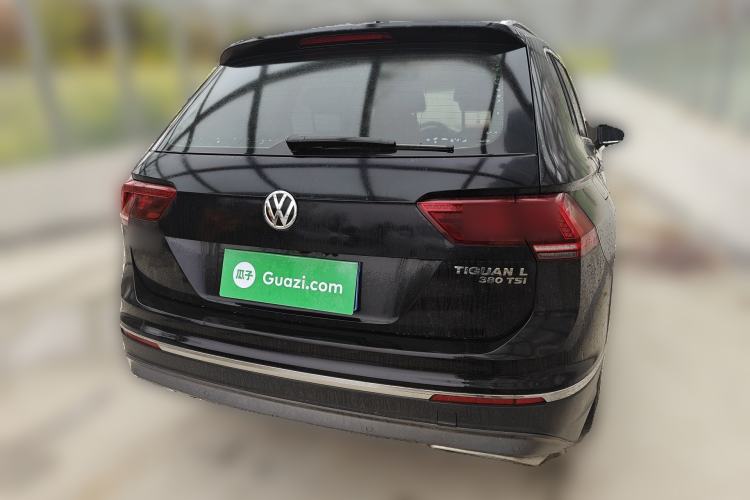 Used Volkswagen Tiguan L 2018 380TSI Automatic All-Wheel Drive Luxury Edition
