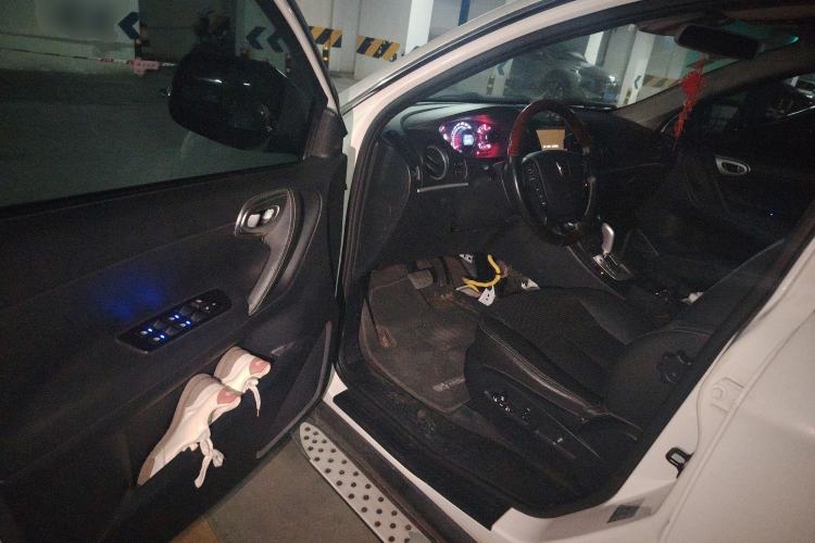 Used Luxgen Great 7 SUV 2014 Honor Collection Edition 2.2T Two-Wheel Drive Smart Model