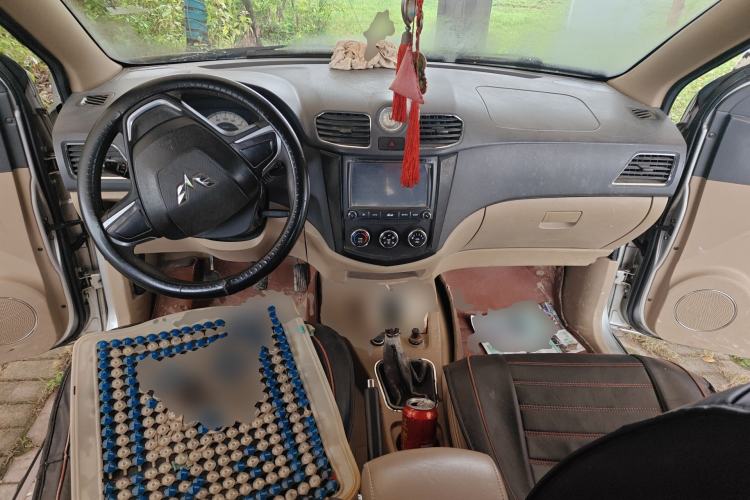 Used Wuling Hongguang 2014 1.2L S Comfort Model China IV
