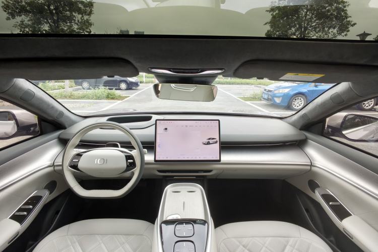 Used CHANGAN NEVO A07 2024 All-Electric "True Fragrance" Edition 710 Flagship Model Interior 4