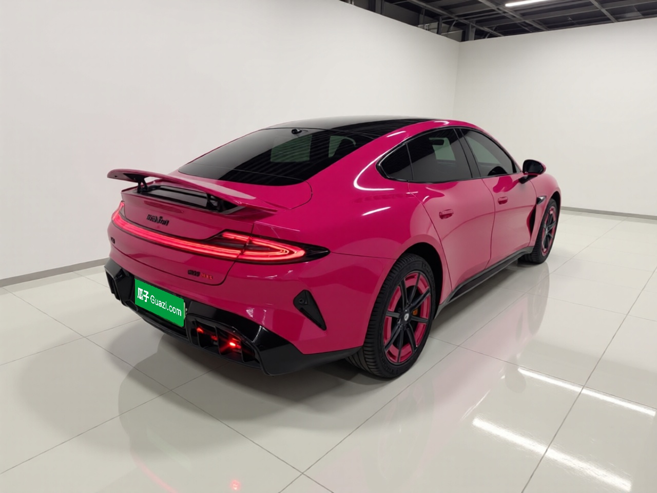 Xiaomi Auto SU7 2024 Four-Wheel Drive Ultra-Long Range Advanced Intelligent Driving Max Edition — снимка 6