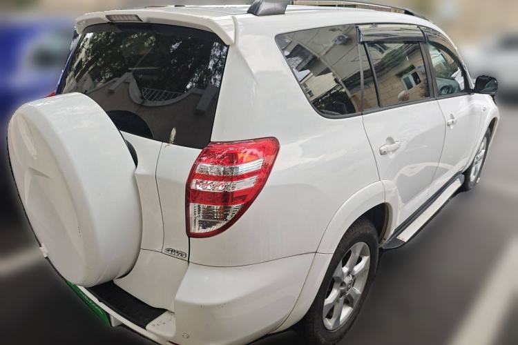 Used Toyota RAV4 2009 2.4L Manual Luxury Edition