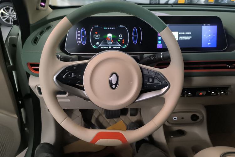 Used ORA Good Cat 2023 401 km Standard Range Premium Version Lithium Iron Phosphate
