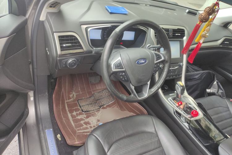 Used Ford Mondeo 2013 2.0L GTDi 200 Luxury Model
