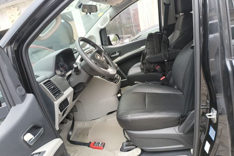 Used JAC Refine M4 2016 2.0L Manual Comfort Edition